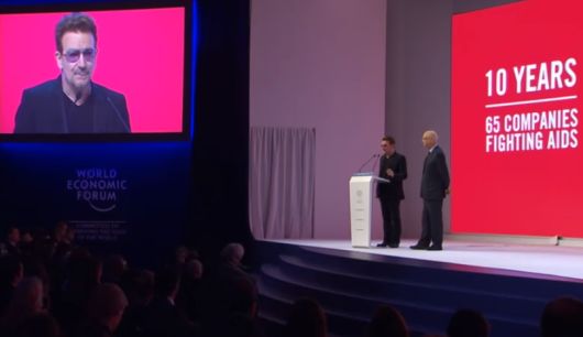 Bild zu: Bono beim WEF 2016 in Davos
