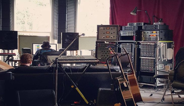 Bild zu: Radiointerview mit Adam: U2 im Studio