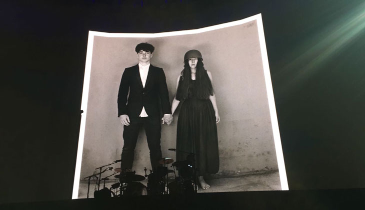Bild zu: Breaking News - Promotion Kampagne zu Songs of Experience