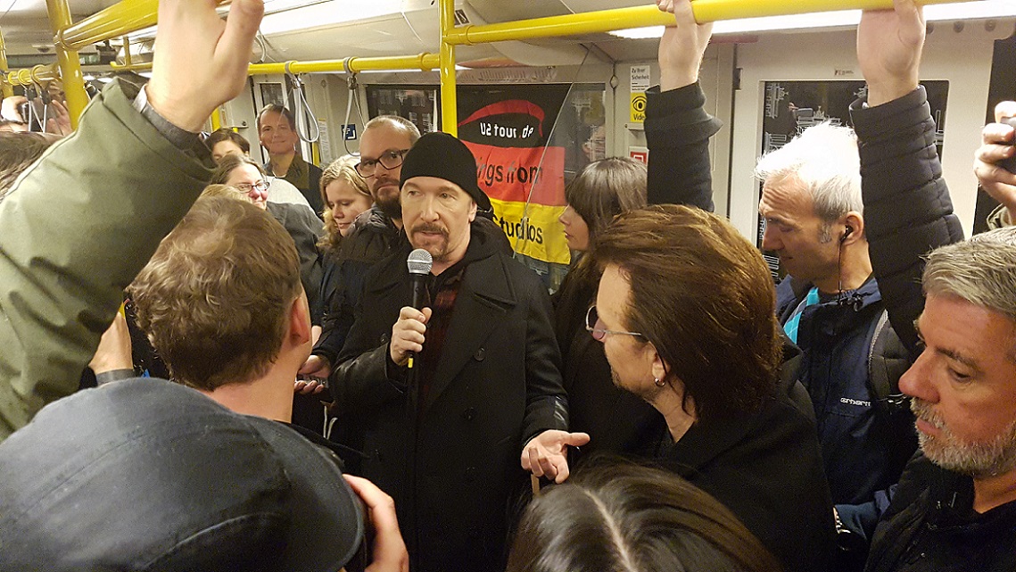 Bild zu: U2 in der U2 in Berlin
