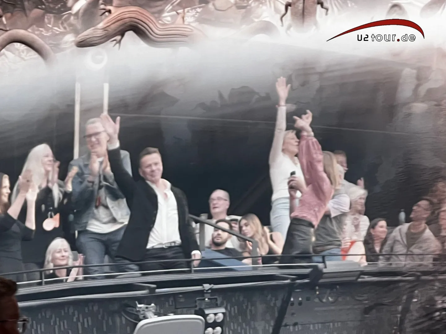 Bild zu: Larry is back in the building