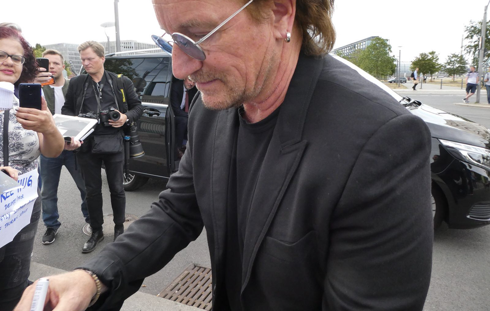 Bild zu: U2 in Berlin eingetroffen / Proben beginnen heute Abend
