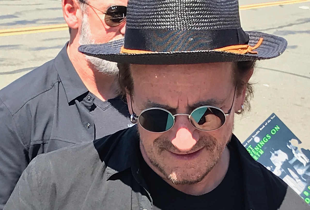 Bild zu: Edge und Bono live in Cape Cod